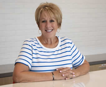Lori Bell